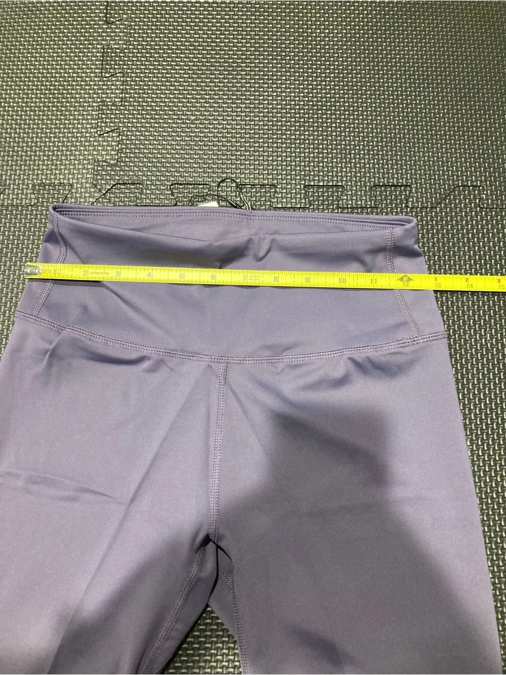 Alo Yoga Lavender Bike Shorts Women's Size M